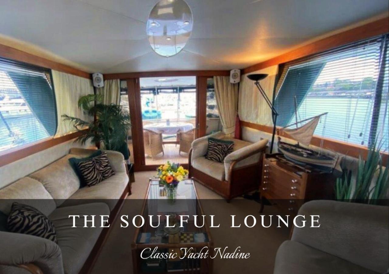 Classic Yacht Nadine In Poole Harbour, Dorset, With A Hot Tub Jacuzzi Экстерьер фото