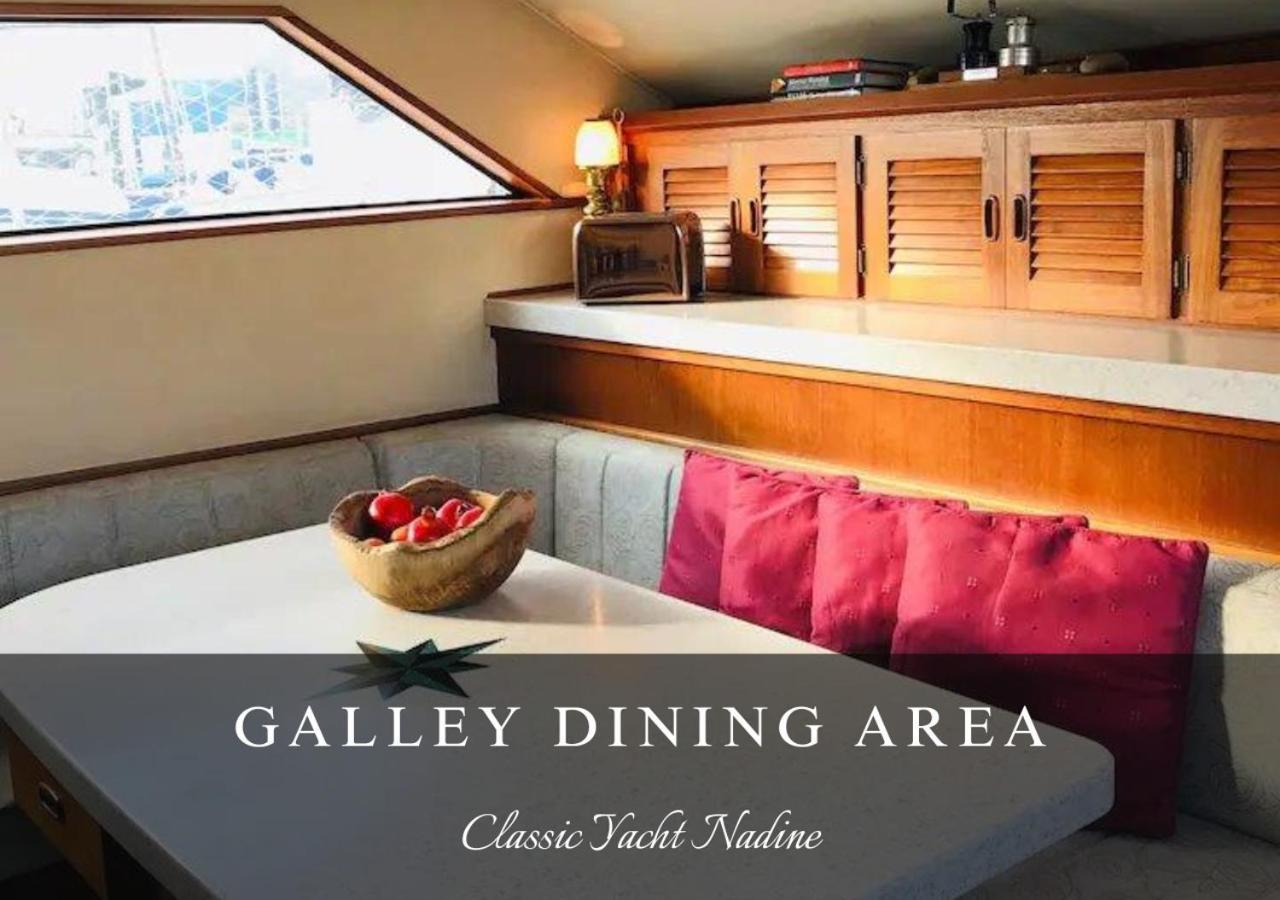 Classic Yacht Nadine In Poole Harbour, Dorset, With A Hot Tub Jacuzzi Экстерьер фото
